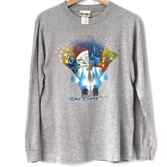 Vintage Disney Crew Neck Sweatshirt in S - Picture 1 of 9